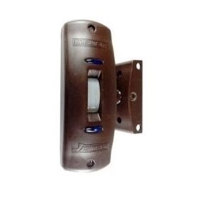 Sirsen – Outgate Brown Curtain Radar - Image 1